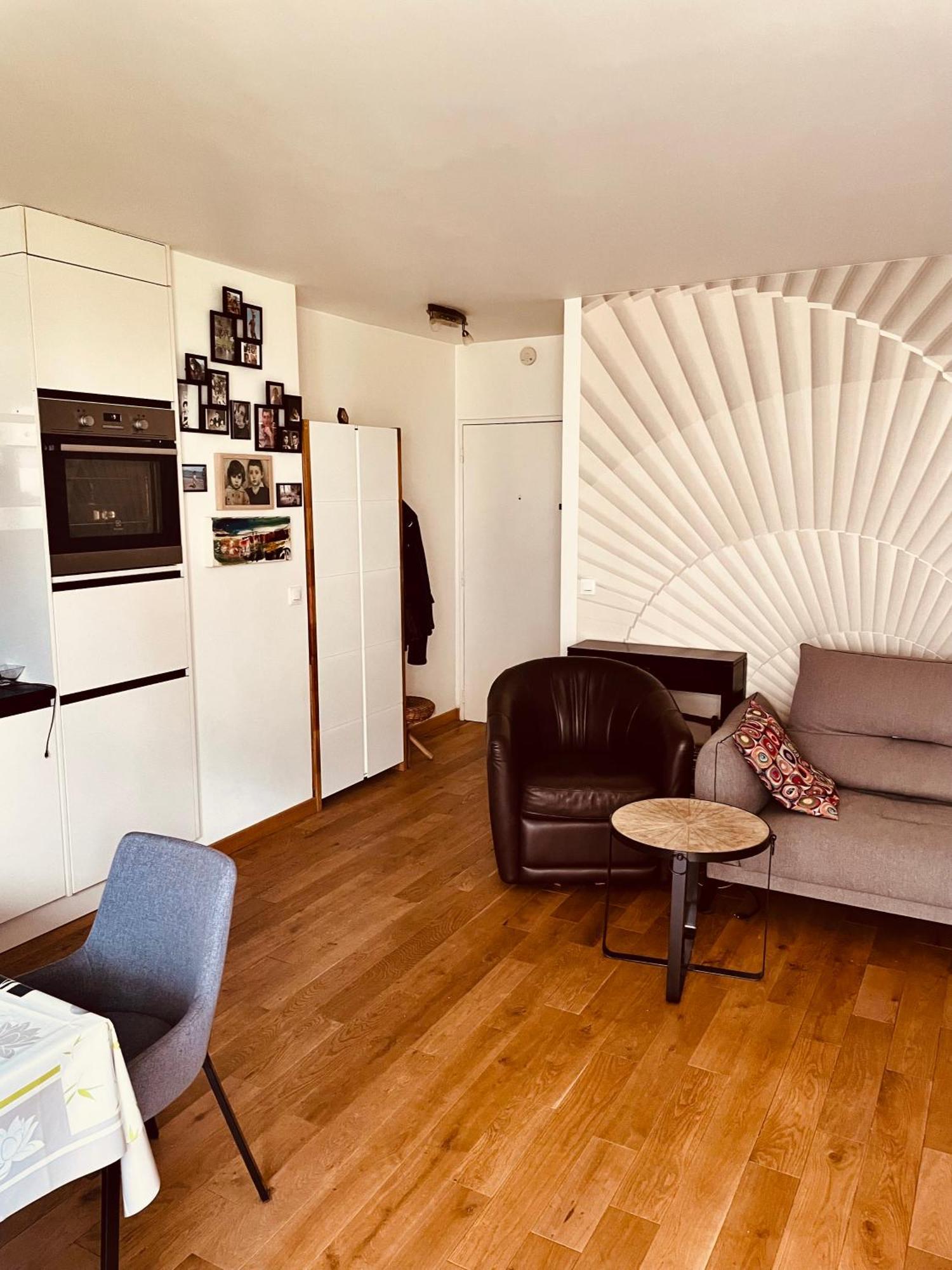 Jolie 2 Pieces Avec Balcon Paris 15 Eme Lägenhet Exteriör bild